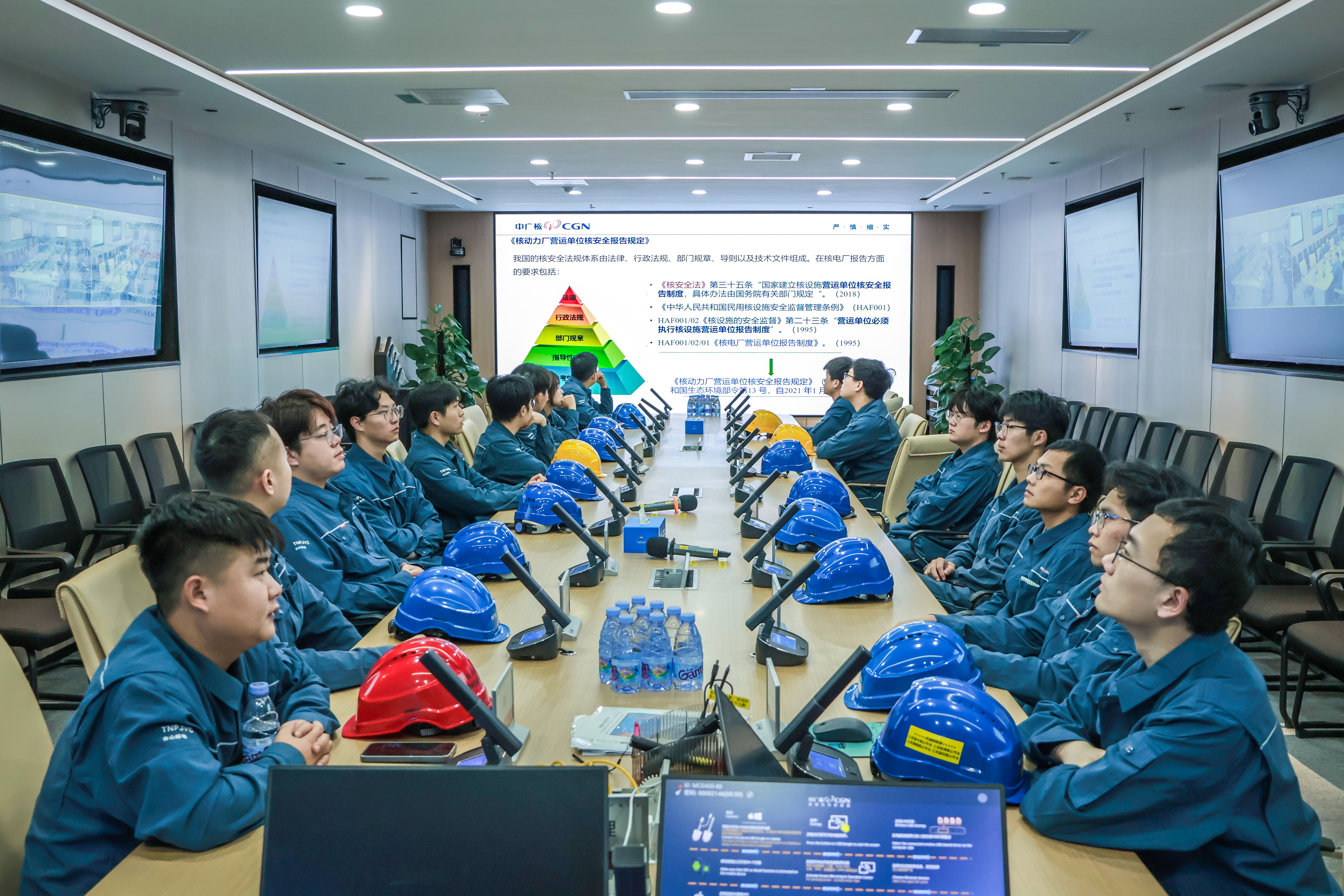 20260407刘丹带领青年员工深入一线参观学习（01）-20260507103742302.jpg